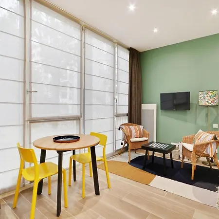 Pick A Flat's Near Eiffel Tower - Allee Marguerite Yourcenar Paris